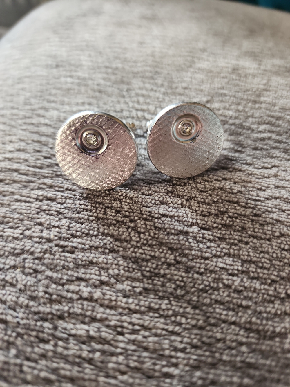 Men’s Silver-Tone Cufflinks – Classic Round - Picture 4 of 4